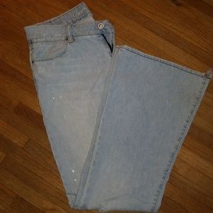 American Eagle Women's Distressed Flare Jeans